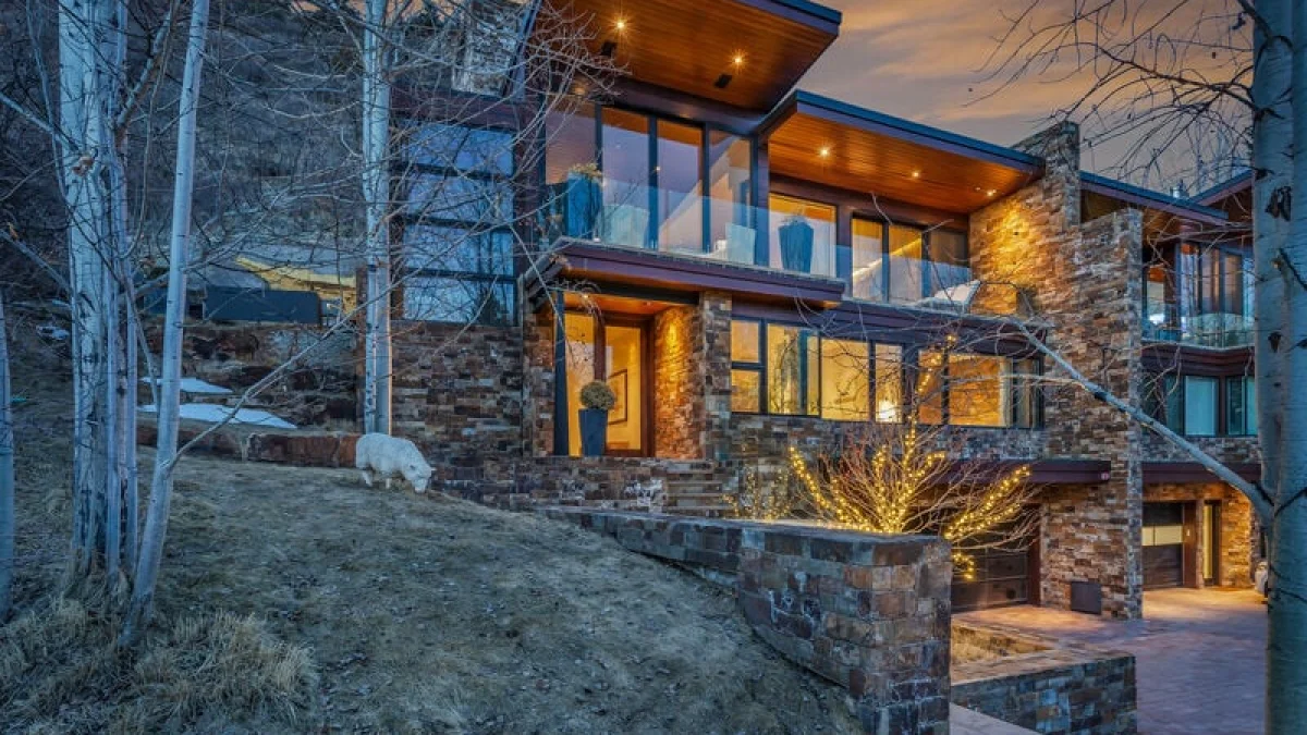 Bear Paw Lodge
