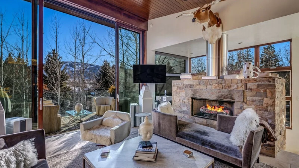 Bear Paw Lodge