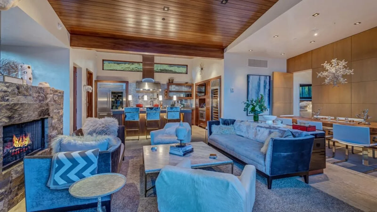 Bear Paw Lodge