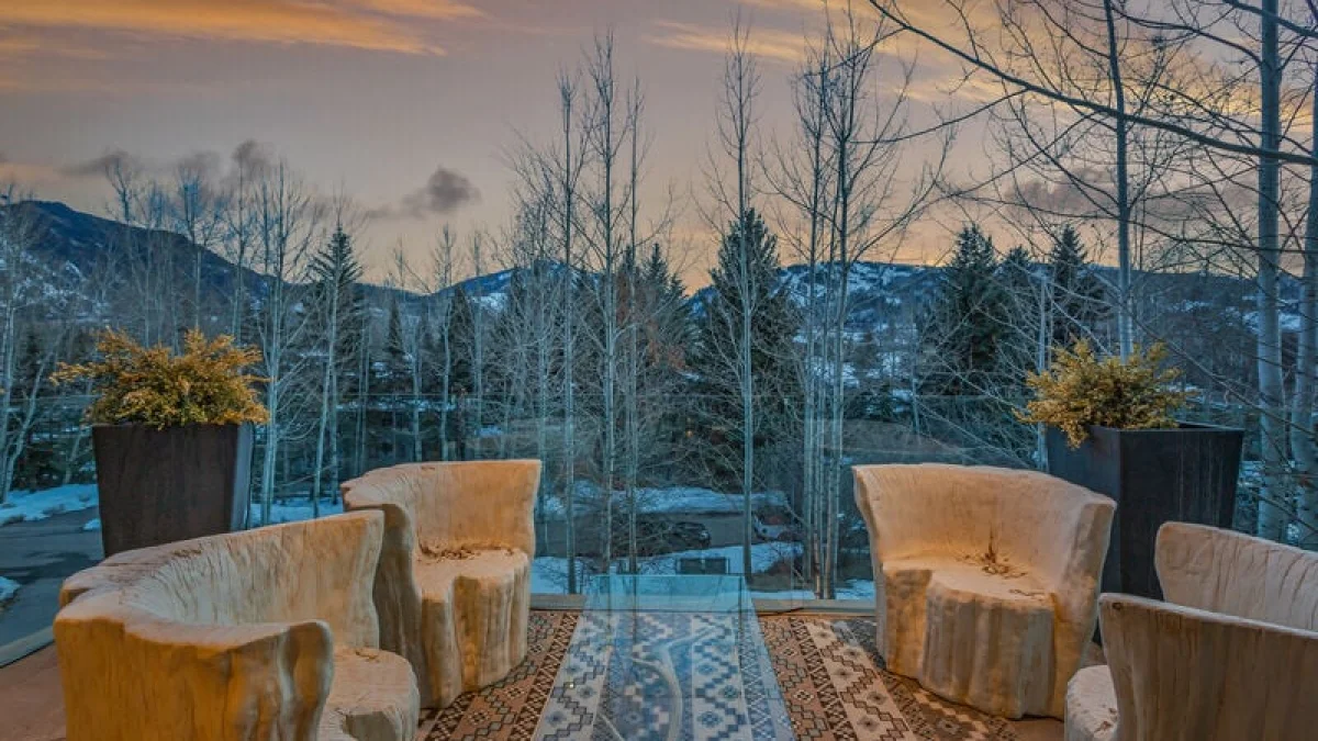 Bear Paw Lodge