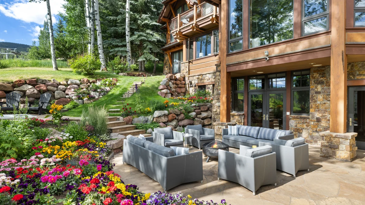 Two Creeks Home