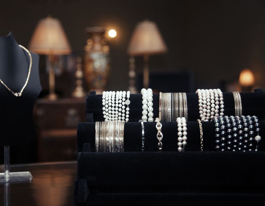 Jewelry shopping in Aspen